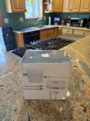 Apple Stereo Connection Kit for iPod Sealed NOS -  (M9339LL/C)