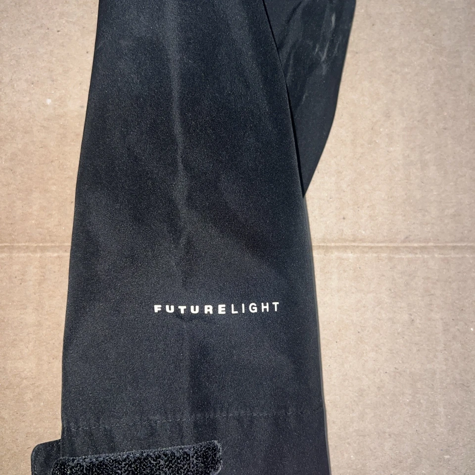 Jaqueta de chuva The North Face Futurelight impermeável com capuz tamanho médio - Imagem 3 de 4