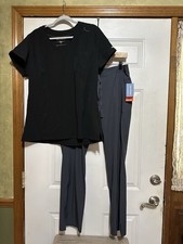 Skechers scrubs Set Black V-neck top Gray Pant Size Large Women s Medical