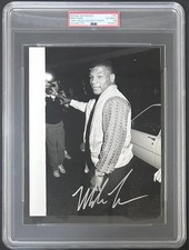 Mike Tyson Signed Original 1989 Type 1 Photograph PSA/DNA Beverly Hilton Hotel