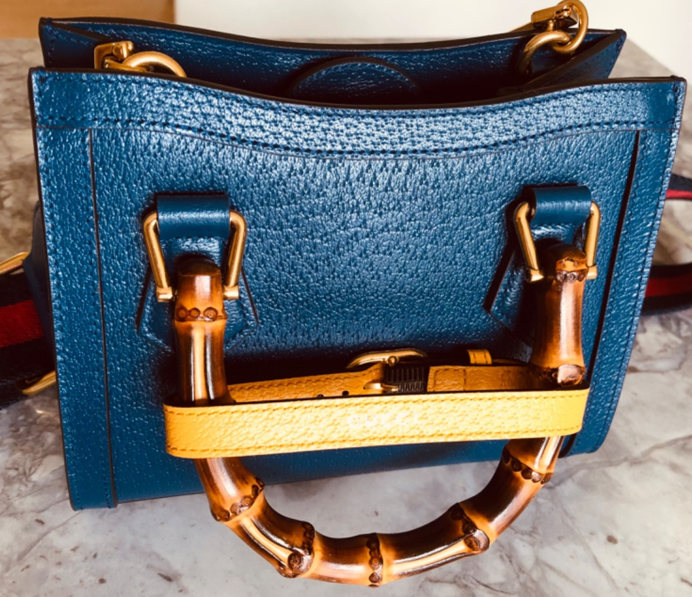 NEW Gucci Diana Mini Handbag Gorgeous in Navy Blue Leather & 2 Crossbody Straps image 2