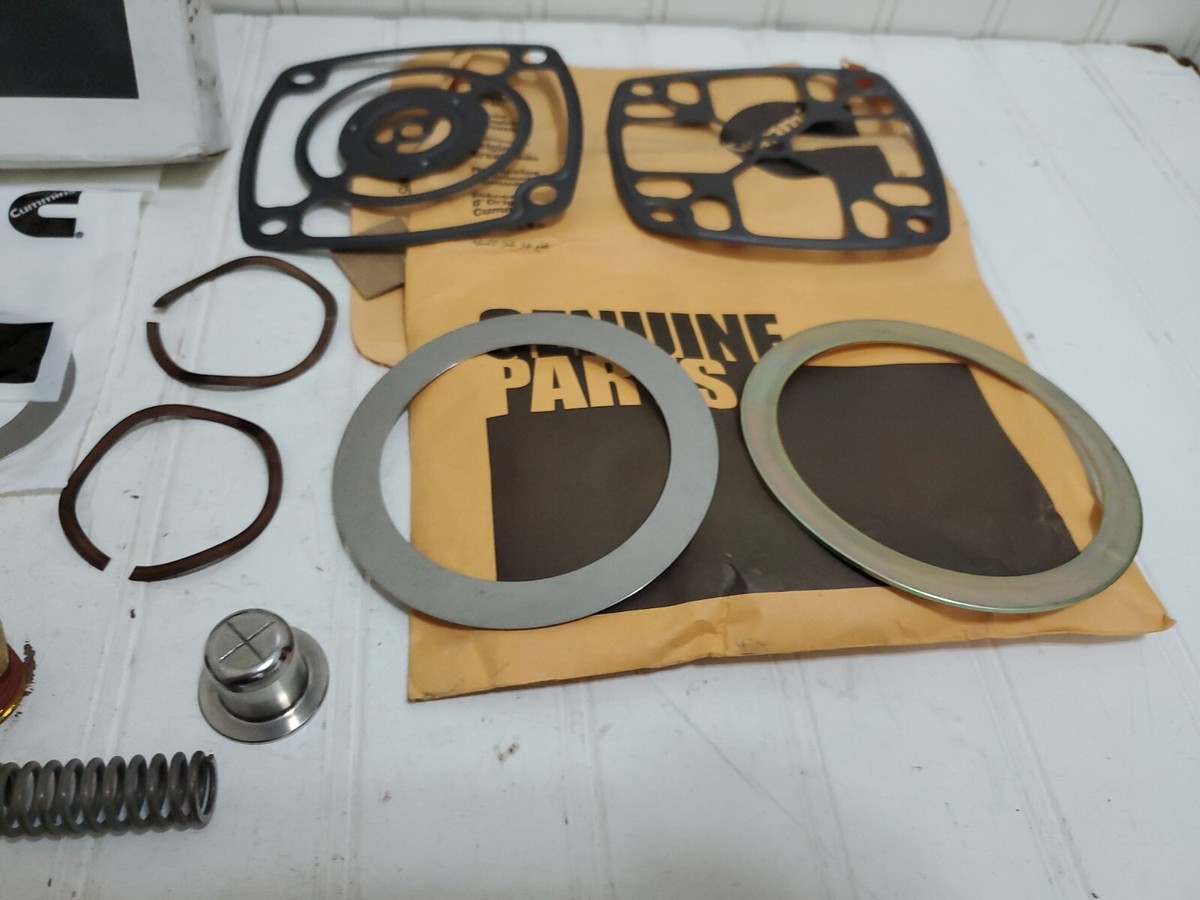 New Genuine CUMMINS 3803767 Compressor Head Valve Repair Kit NOS 