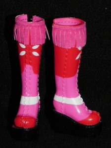 pink barbie boots