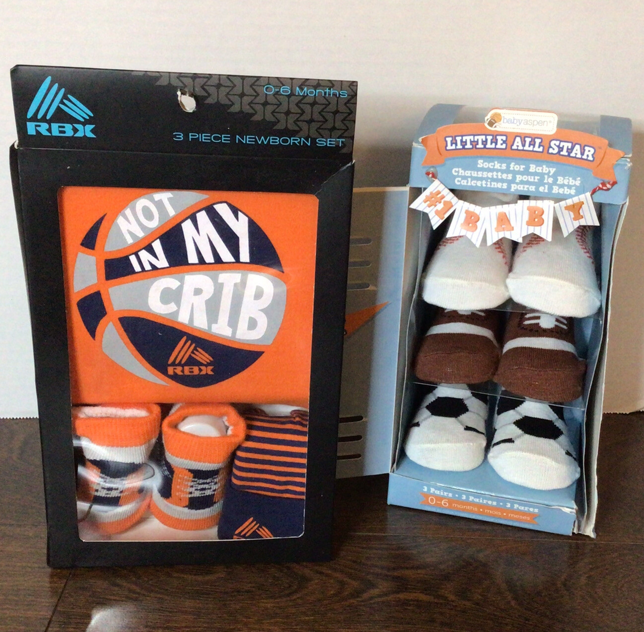 PONY RBX Set 3 Pezzi Neonato Neonato Basket Non Nella Mia Culla e Calze Sportive 0 6 Mesi