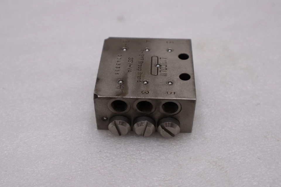 BLOQUE DE VÁLVULA DIVISOR LINCOLN SKF SSV-VA 0C43566 STOCK H1032A Foto 4 de 4