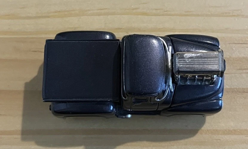 Funline 2001 Muscle Machines Rubber Tires Die-Cast Ford Black Toned Truck - Image 3 of 4