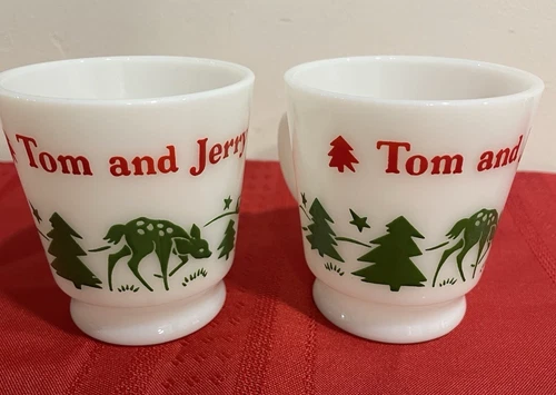 Tom and Jerry Hazel Atlas Mug Fawn Holiday White Milk Glass Set of 2 - NICE!