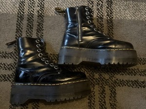 Doctor Martens 5 | eBay UK