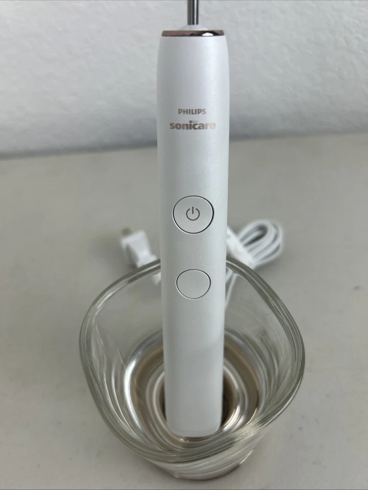 Juego de cepillos de dientes Philips Sonicare DiamondClean | Blanco con oro rosa HX991R Foto 4 de 4