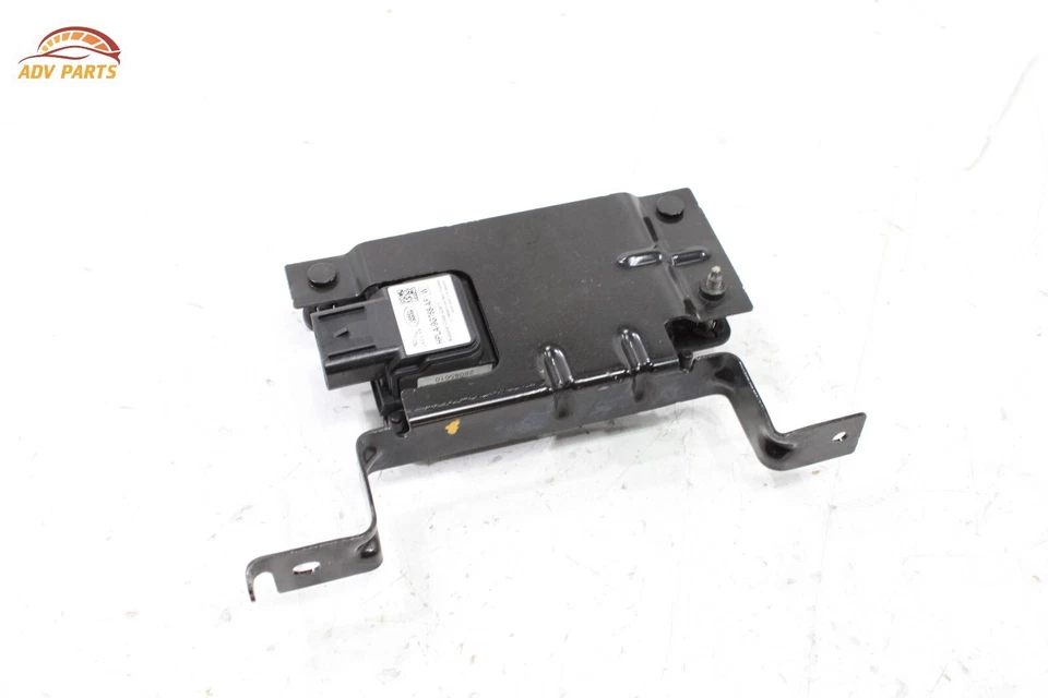 17-20 JAGUAR XE CONTROL DE CRUCERO SENSOR DE DISTANCIA MÓDULO DE RADAR UNIDAD Y SOPORTE OEM Foto 3 de 4