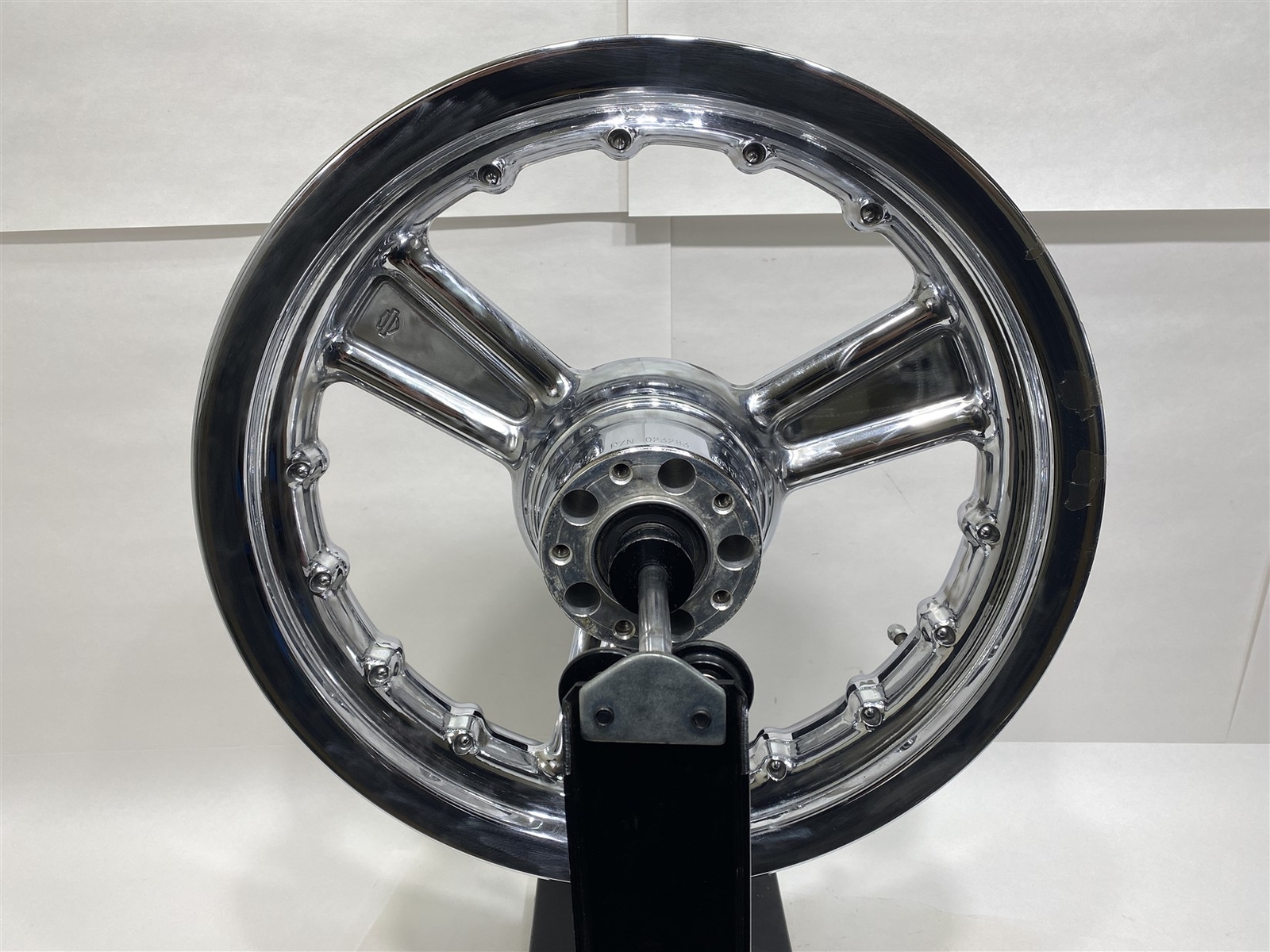 HarleyDavidson 04 FLHTCSE CVO Street Glide Front Wheel 3 Spoke Detonator 16x3 eBay