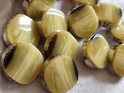 Lot De 13 Boutons Vintage Effet Corne - Marron Beige - Diamètre 2 Cm (20mm) - Pour Veste, Manteau - Occasion
