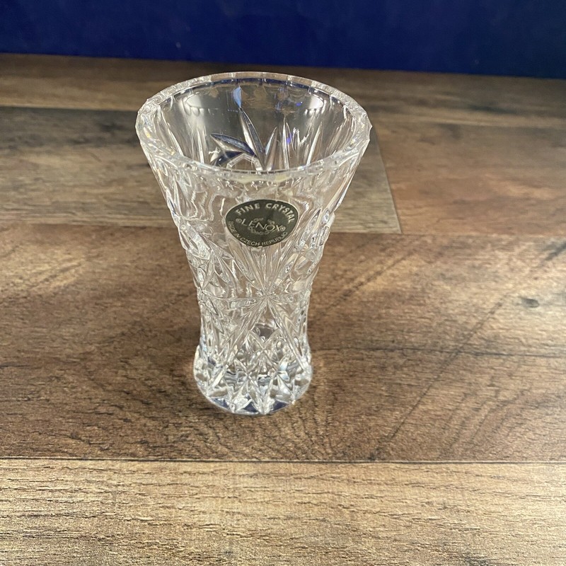 Lenox Fine Clear Crystal Small Bud Vase 2.5"Dia x 4"H