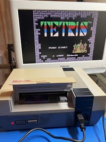 Nintendo NES Console System Bundle 10 Games NEW PINS Mario 3 Kid Icarus Tetris