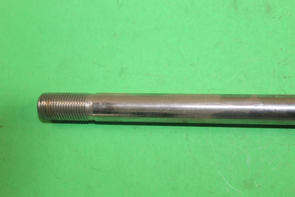NOS OEM KAWASAKI SHAFT-SWING ARM PIVOT H1 H1A H1B H1D #33032-038