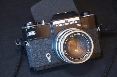 Zeiss Icarex 35 S SCHWARZ mit fantastischem Ultron 50 f 1,8