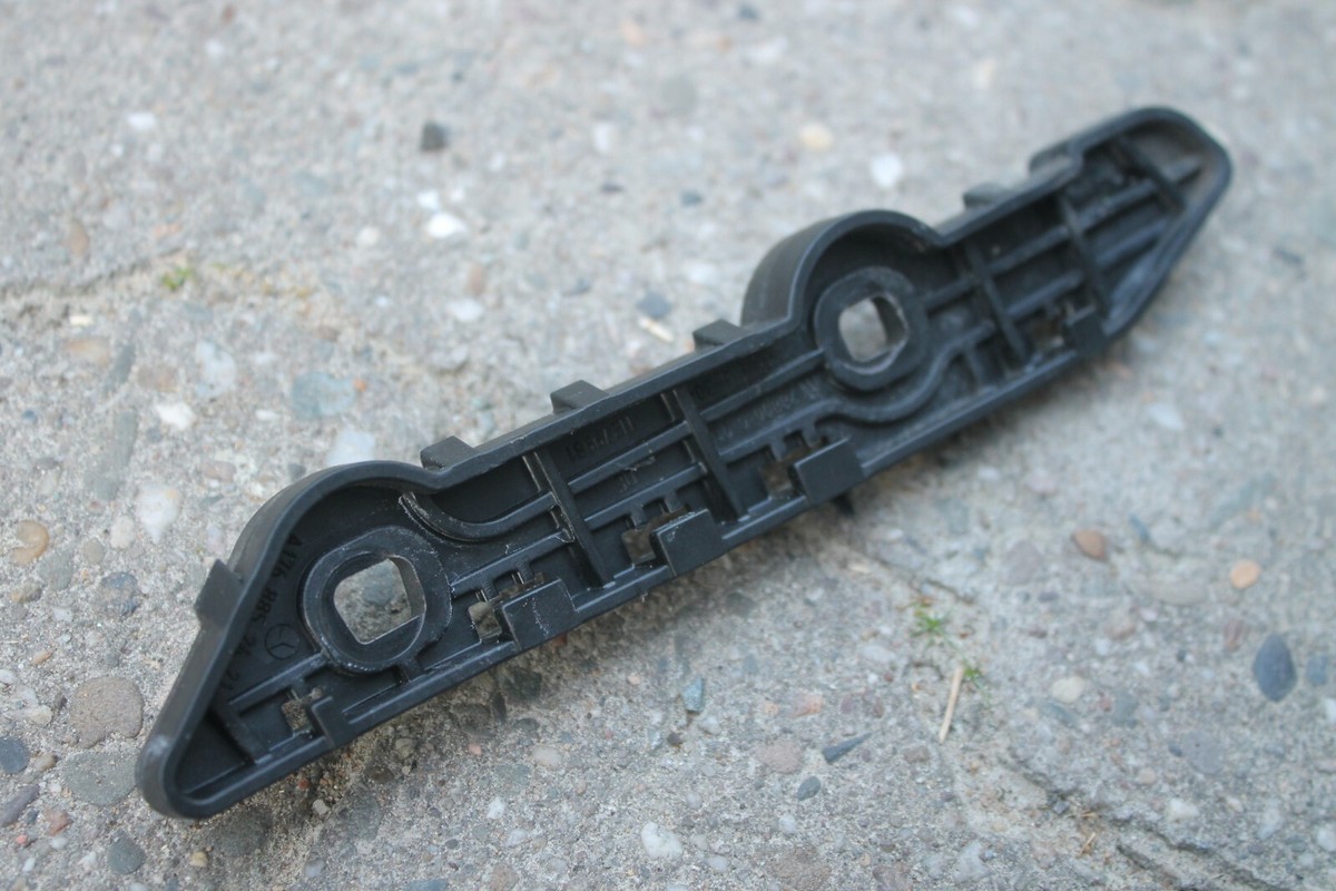 Bumper Holder Carrier Front Right Mercedes Cla AMG W117 Original  
