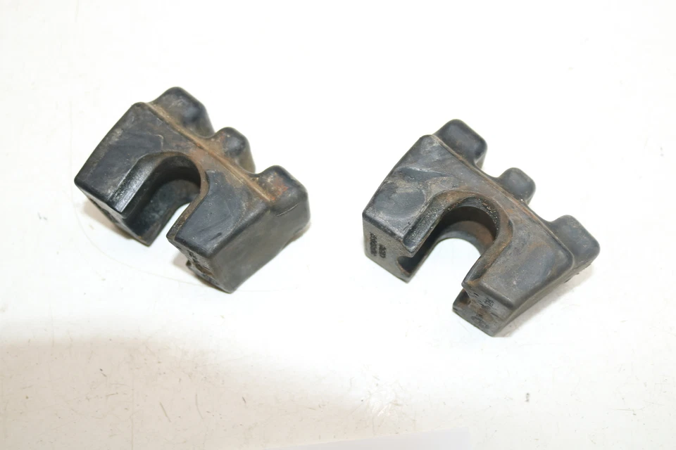 2001 Ski-doo Mxz 500 Fan 500f Rer Ski Rubber Stopper Bushing Bumper - Image 3 of 4