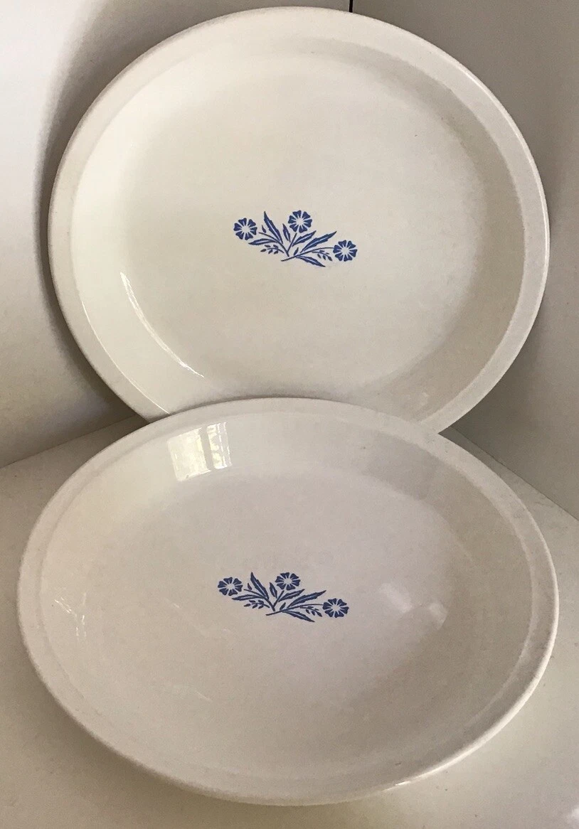 CORNING WARE BLUE CORNFLOWER P309 / Pair Of White 9” Pie Plates