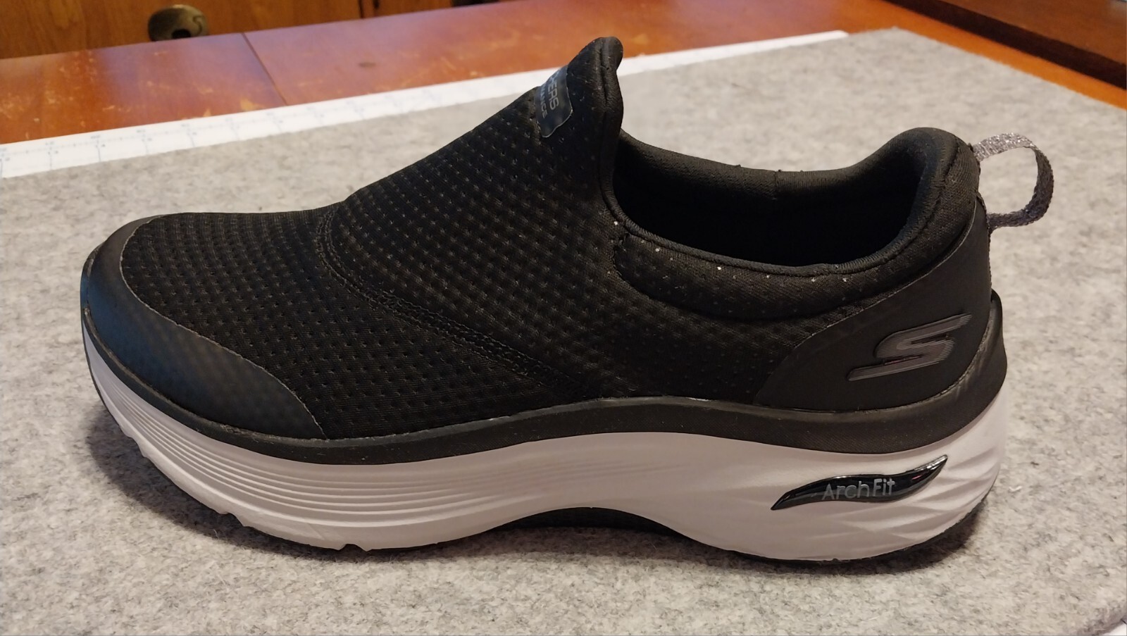 womens air cooled skechers