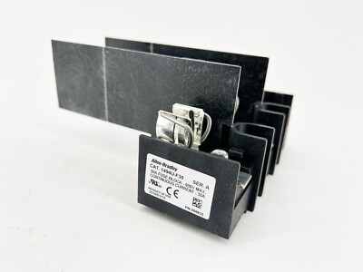 New Allen Bradley 1494U-F30 Trailer Fuse Block 149U Series 30A Mountable