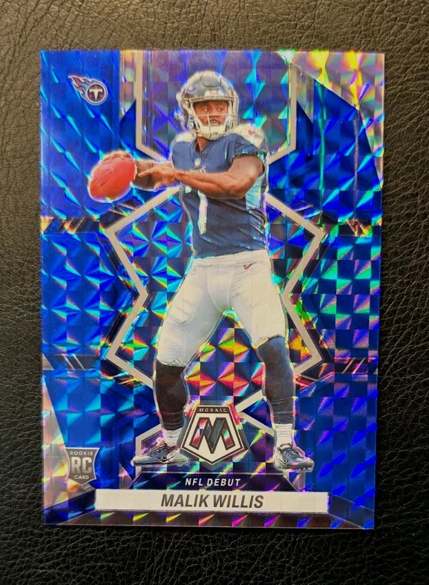 2022 Panini Mosaic NFL Debut Malik Willis #272 Blue Mosaic Prizm 35/99 (RC)