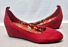 Forever 21 Womens Size 9 Red Wedge 3" Heel Dress Shoe Faux Suede Slip On