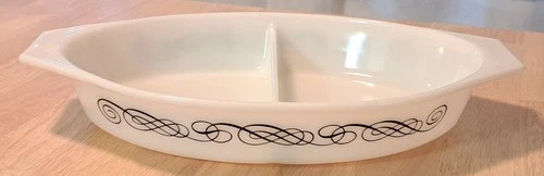 Pyrex Divided Serving Dish 1.5 Quart Black Scroll Vintage