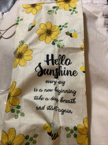 New Set Of 2 Sunflower Storage Bags For Your Plastic Bags 9” X 22” - 第 1/12 張圖片