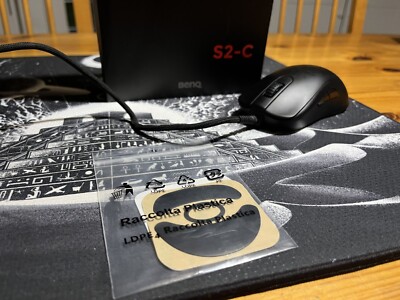 BenQ Zowie S2-C kabelgebundene Gaming Maus (mit Corepad Skates)