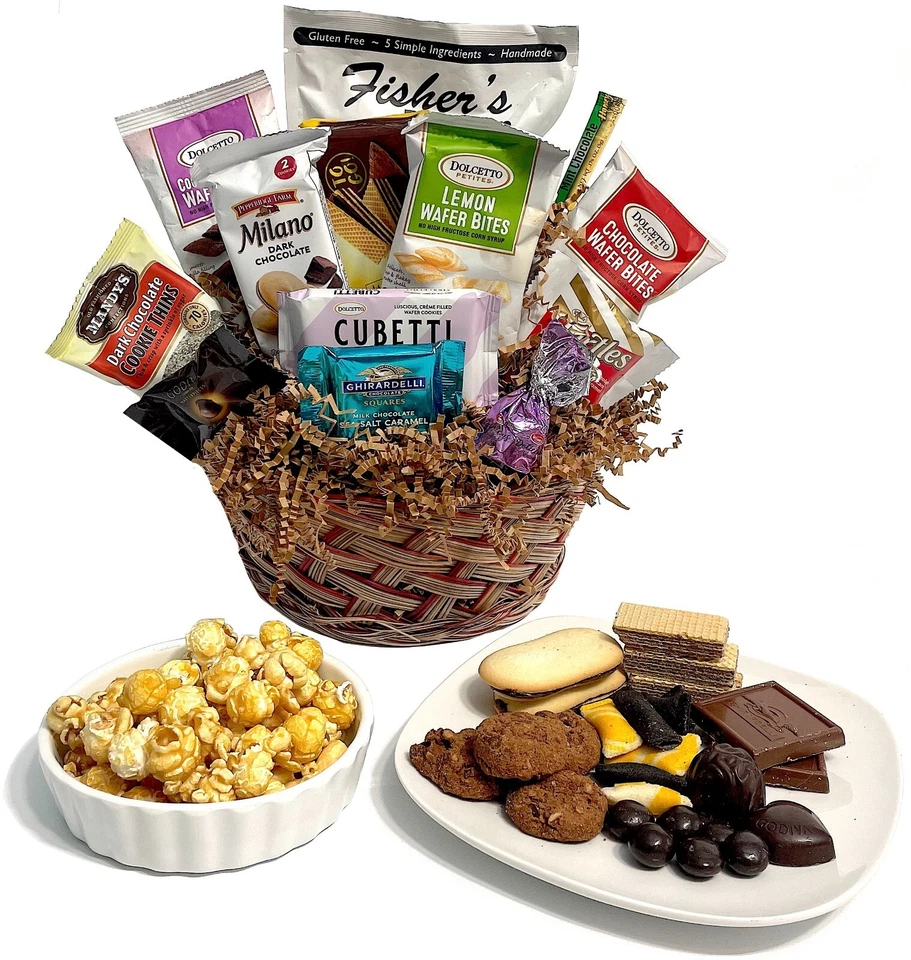 ¡Cesta de regalo gourmet premium hecha a mano con chocolate, galletas y dulces! Foto 2 de 4