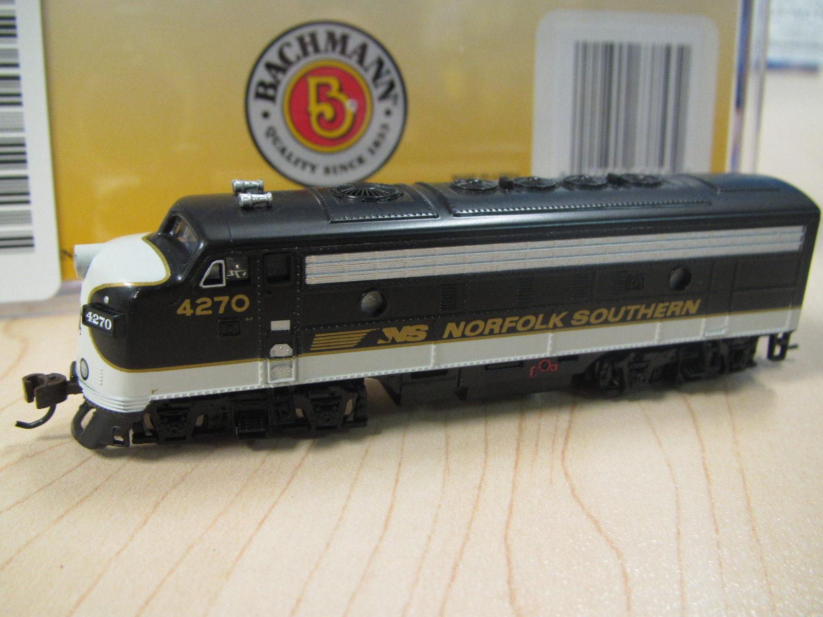 N Scale Black Gray Bachmann Industries Emd F7 A Diesel Locomotive Dcc Equipped Norfolk Southern Train Car Diesel Toys Games