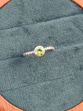 Sterling Silver Peridot Ring 925 Size 5.75 Twist Band Stacker Green Gemstone