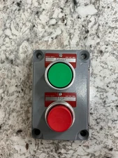 Killark Explosion Proof Start/Stop Double Pushbutton Cover XCS-0B4, 600V