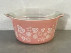 Vintage White on Pink Gooseberry 1 Qt. Pyrex 473 Cinderella Casserole Bowl Dish