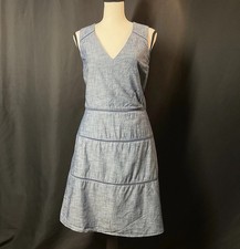 Gap Womens Sleeveless V-Neck Chambray Denim Fit & Flare Dress Sz 4 SPR’16 Preppy