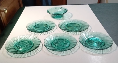 Jeannette Ultramarine Swirl (2) 6-1/2" Bread (1) 5-3/8" Fruit Bowl (3) Saucers