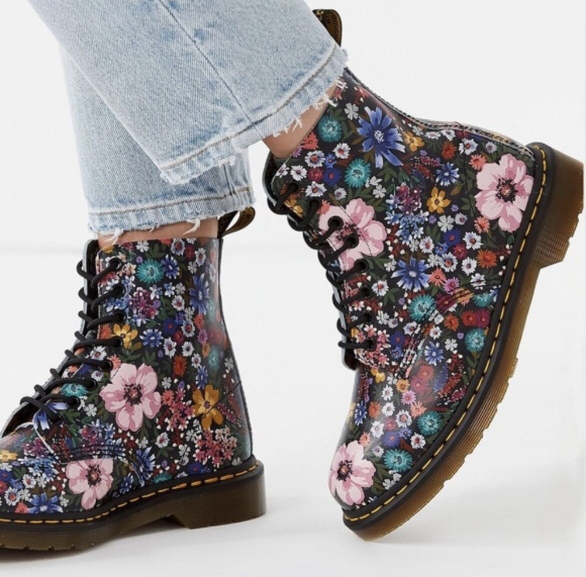 Dr. Martens Wanderlust Pascal Floral 