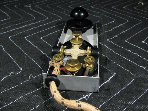 J-37 Key / WWII Era Key And Plug Assembly No. 9 v10.1 - Picture 6 of 21