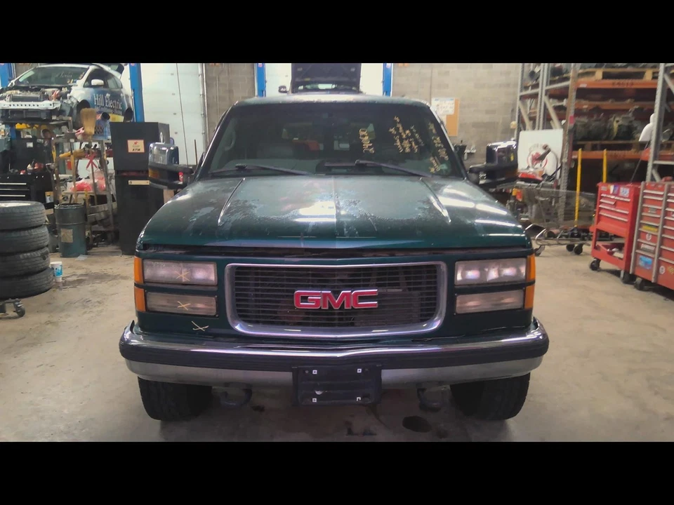 Cilindro maestro de freno usado se adapta a: 1999 GMC Suburban 2500 frenos Hydro-Boost grado Foto 3 de 4