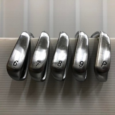 PRGR RS RED 6-9 P Soft Steel Flex-M-40 R-H R8060322