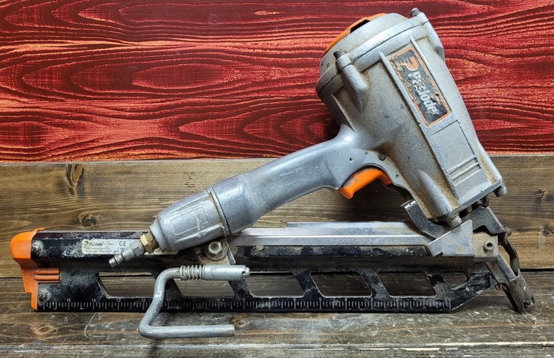 Paslode Pneumatic Framing Nailer (F350S) (HEAVILY USED)*
