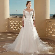 Scoop Neck Tulle Wedding Dresses 3/4 Sleeve Appliques Buttons Back Bridal Gowns