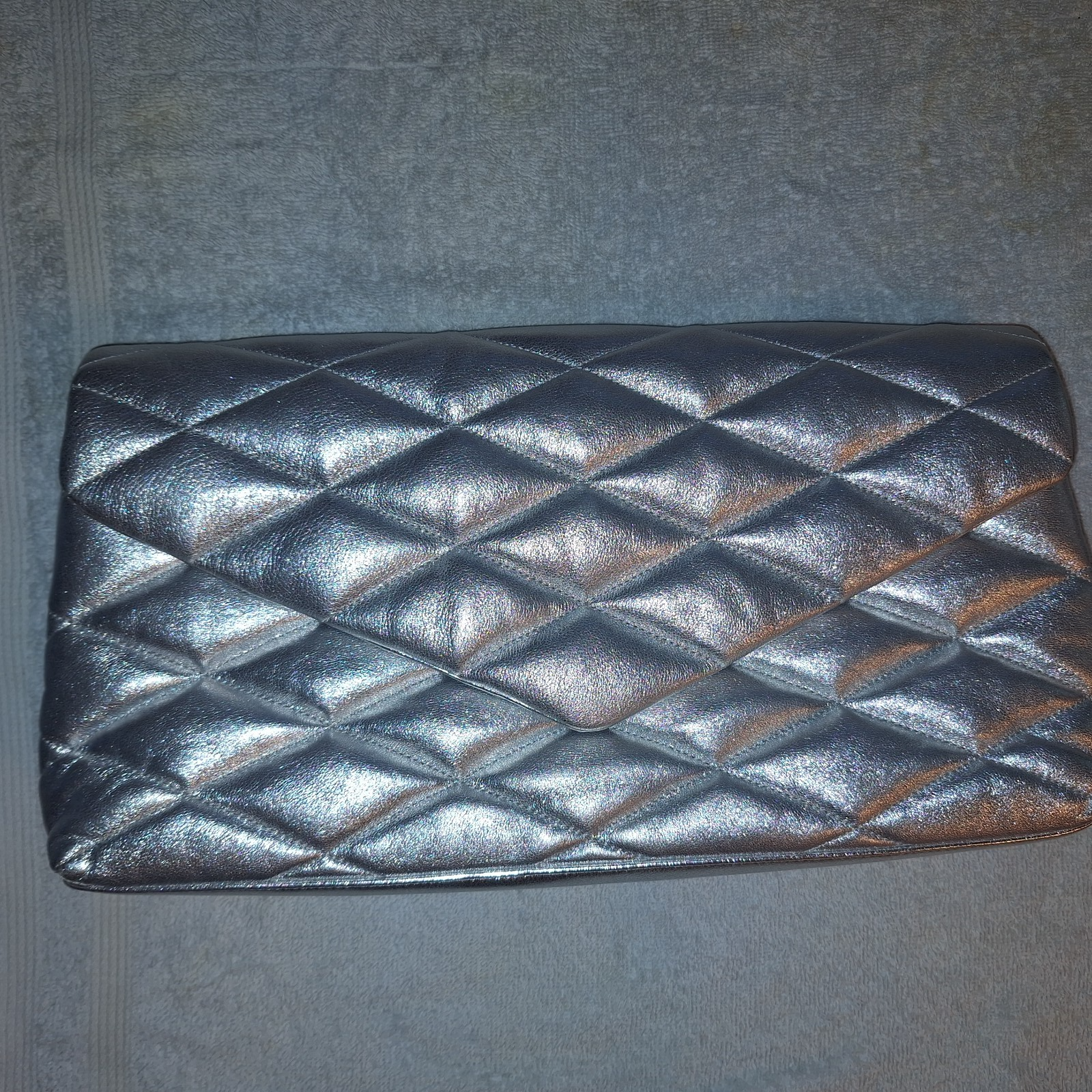 Saint Laurent Sade Busta Puffer Pochette Argento USATA senza etichette