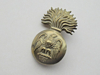 Royal Irish Fusiliers (RIF) Glengarry Badge