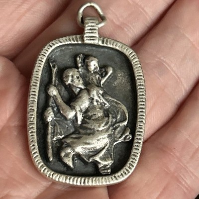  Large Vintage 925 Silver  St Christopher Pendant / 13.99g / unisex