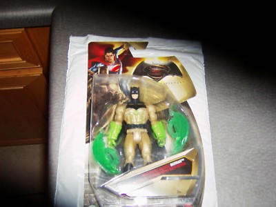 DC  Batman w Kryptonite Blades (DOJ) Mattel 6 in  Articulated AF -NIP