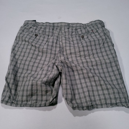 Tommy Hilfiger Mens 42 Shorts Gray Check Casual Flat Front - Picture 6 of 10