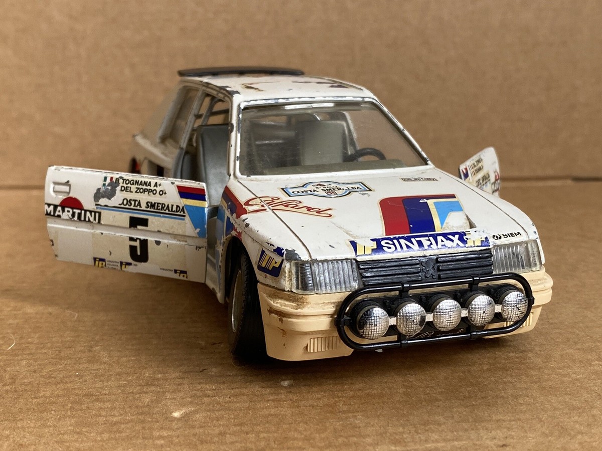Peugeot 205 turbo 16 - Burago 1.25e kit métal ref. 5106 - collect