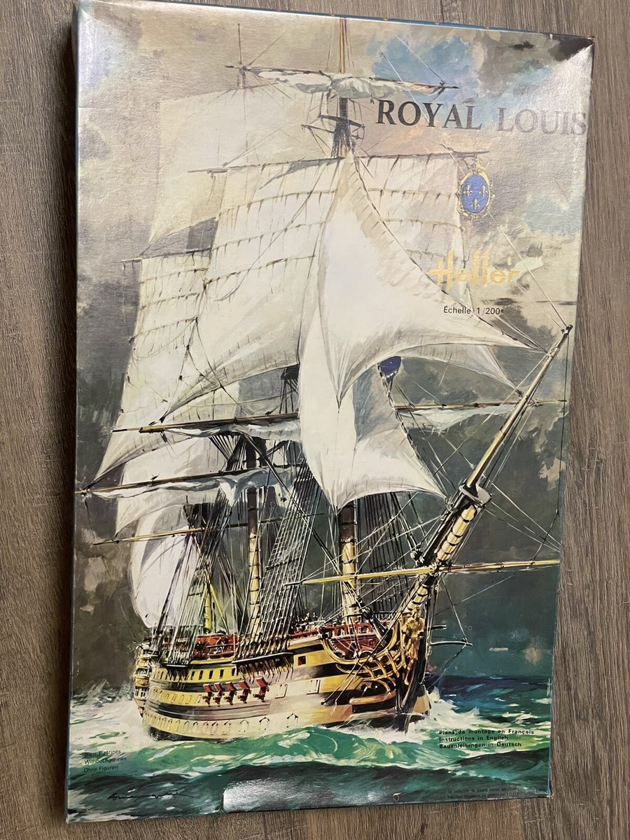 Vintage 1968 Heller Royal Louis Galleon Ship Model 1/200th